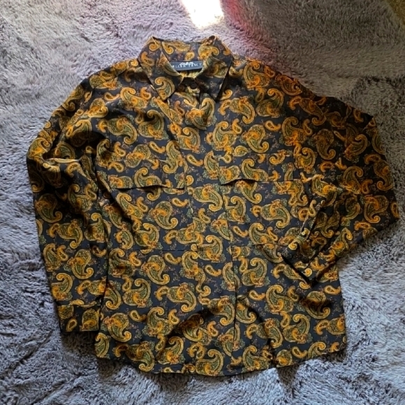 Ellen Tracy Tops - VTG Ellen Tracy Navy/Black and Gold Paisley Blouse Size 8